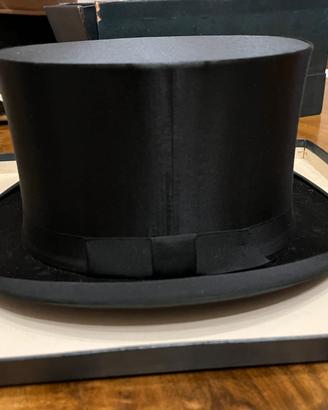 Cappello a cilindro antico