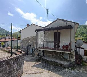 Rif.9338RV55533| casa semi ind. val di nizza