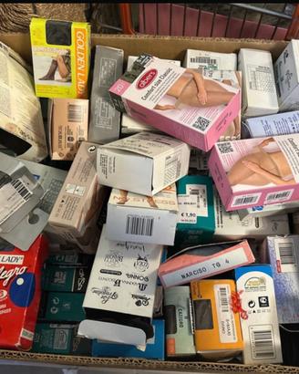 Lotto stock 140 collant nuovi misti