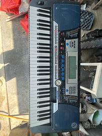 pianola yamaha
