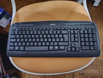 Tastiera Wireless Logitech con Ricevitore USB