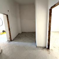 Fabbricato su tre livelli da ristrutturare