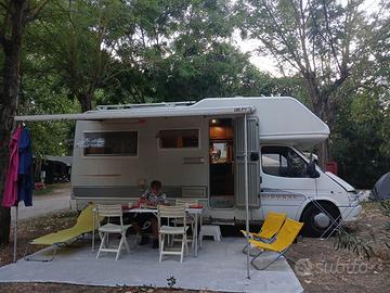 Camper mansardato