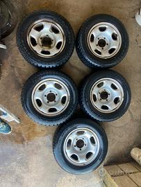 GOMME E CERCHI SUZUKI 235 60 16 JIMNY