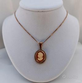 Collanina con ciondolo a cammeo in argento 925