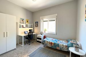 Stanza singola via Renato Carosone 37, Napoli