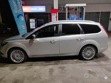 Ford Focus 1.6 TDCi Titanium 2011- Navigatore