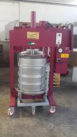 Pressa per uva mod 60