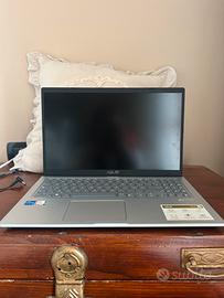 ASUS VivoBook 15