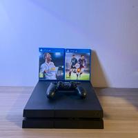 PlayStation 4 FAT con CONTROLLER  e 2 GIOCHI.