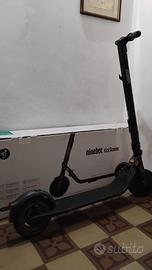 Monopattino Elettrico Segway Ninebot E25E