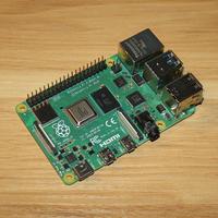 Raspberry Pi4 - 4 GB con SD card 32 GB