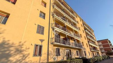 4 LOCALI A SCANDICCI