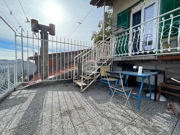 CASA DI CORTE A BAJARDO