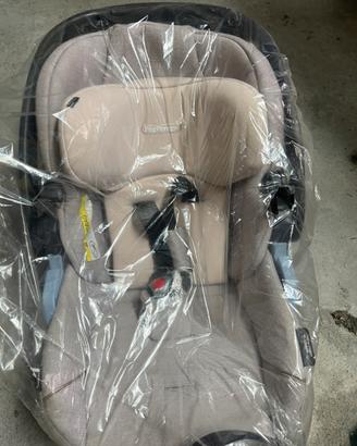 Seggiolini auto per bimba e bimbo