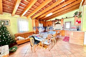 AMPIO COMPLESSO IMMOBILIARE