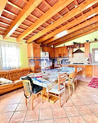 AMPIO COMPLESSO IMMOBILIARE