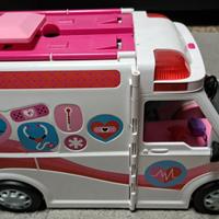 Barbie Clinica Primo Soccorso ambulanza