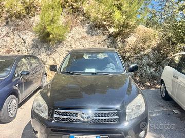 Toyota RAV 4 RAV4 Crossover 2.2 D-4D 136 CV Sol