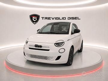 Fiat 500 Berlina Hybrid La Prima KM ZERO