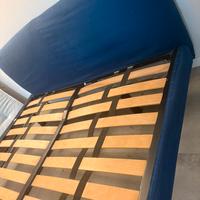 Letto matrimoniale usato