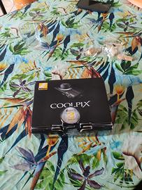 camera compatta Nikon coolpix