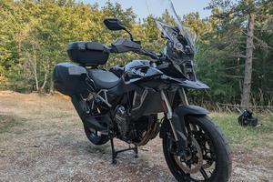 Suzuki V-Strom 800SE -Valuto permuta Vespa GTS 310