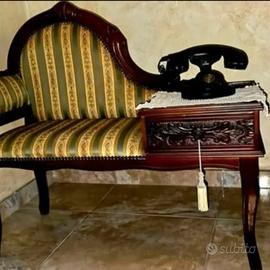 Poltroncina stile classico