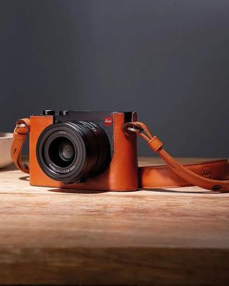 Custodia e Strap in pelle originali Leica Q3 nuovi