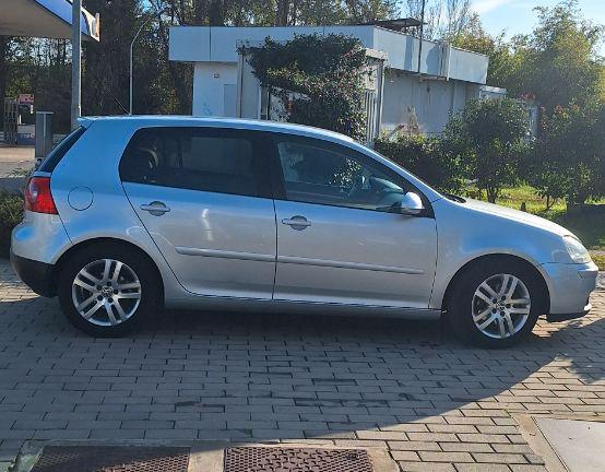 Golf 5 benzina Gpl neopatentati