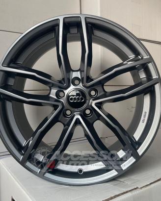 Cerchi in lega da 19 dedica Audi Sport  - Canova