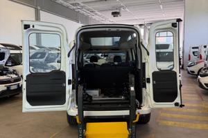 Fiat Doblò Tetto Alto – Trasporto Disabili