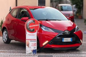 Toyota Aygo 1.0 VVT-i 69 CV 5 porte x-cool