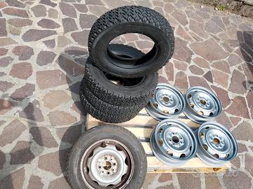 4 cerchioni + 4 gomme panda 4x4 + 1 cerchio