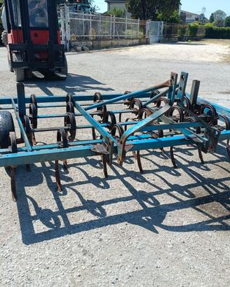 vibrocoltivatore da 2,50 metri con ruote