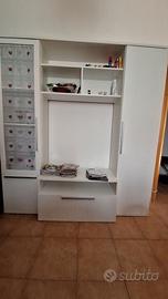 Madia 160*195 cm con due ante e cassettone central