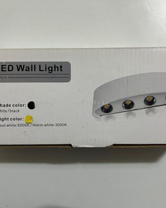 Applique lampada led da parete, muro. Colore nero