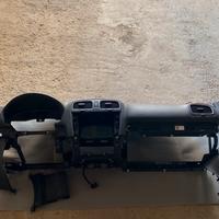 Cruscotto golf 6del 2011