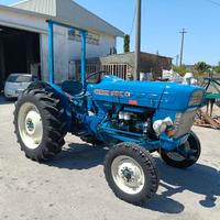 Ford 3000 con pompa iniezione nuova