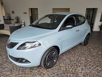 LANCIA Ypsilon My23 1.0 Firefly 70 CvStart&Stop Hy