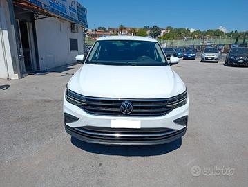Volkswagen Tiguan 2.0 TDI 150 CV SCR DSG Elegance
