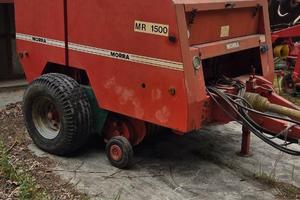Roto pressa MORRA 1500, girello FORT e andanatore.