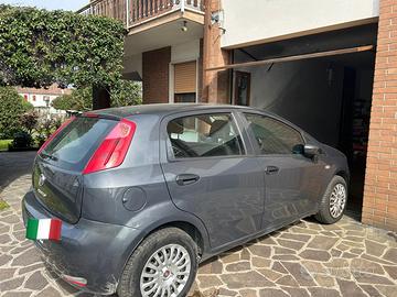 Fiat Punto 1.2 del 2016 in condizioni perfette!