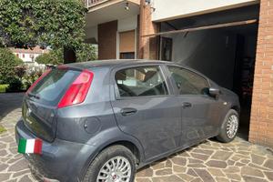 Fiat Punto 1.2 del 2016 in condizioni perfette!
