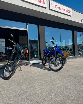 Yamaha WR 125 BLU O NERA