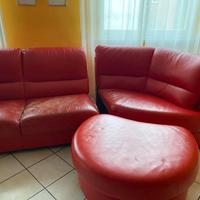 Divano artigianale con puff in vera pelle