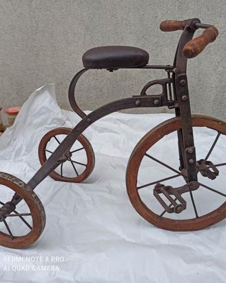 antico triciclo