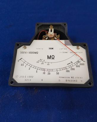 Strumento di misura di isolamento elettrico