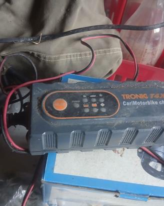 caricabatterie e mantenitore di carica Tronic T4X