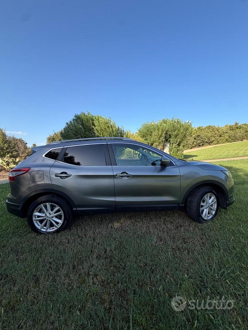 Nissan Qashqai 2015 photo 3